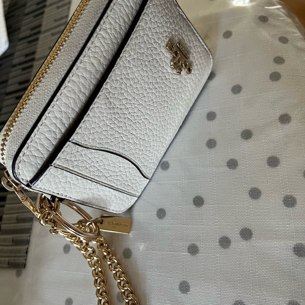 Coach Zip Chain Card Case Wallet